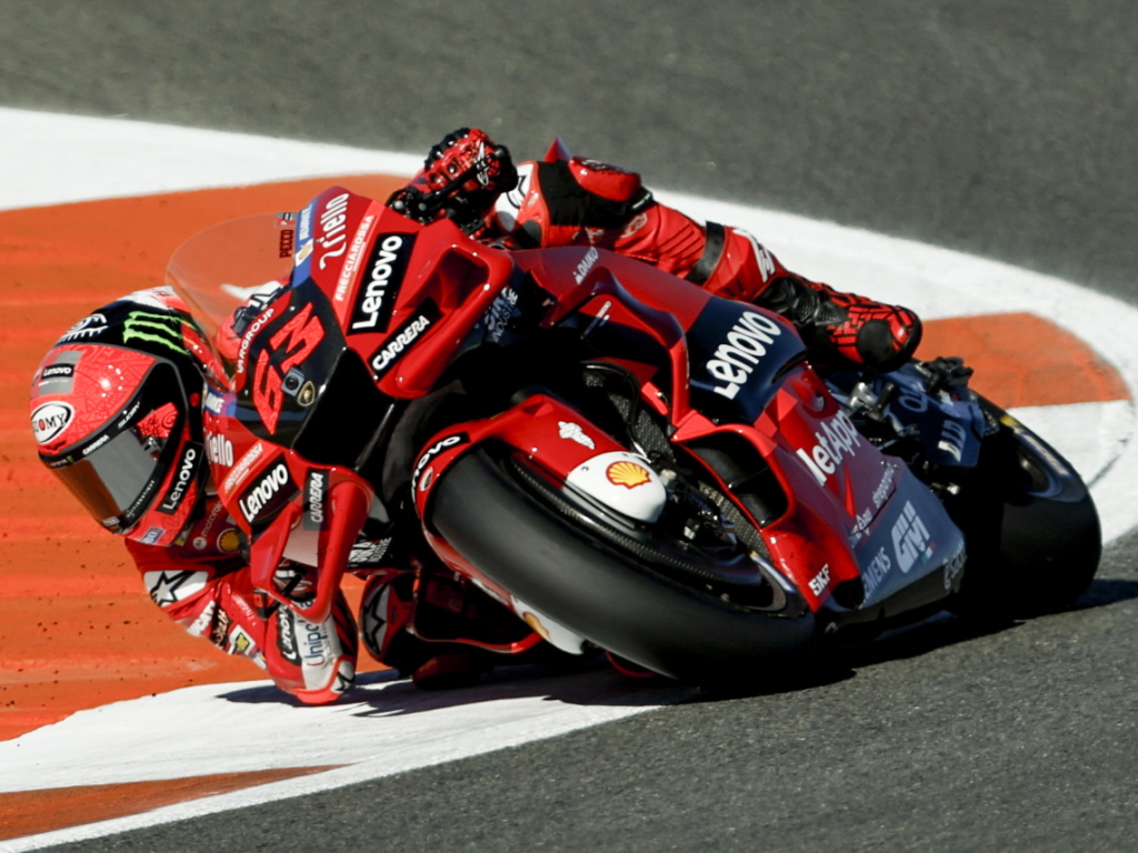 EN DIRECT - MotoGP: Bagnaia s'impose en Espagne, un dimanche galère pour  les Français