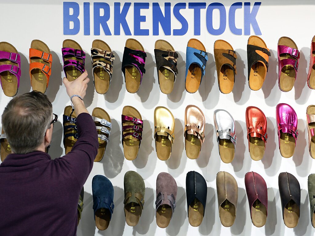 Lvmh : La marque de chaussures Birkenstock vise une valorisation